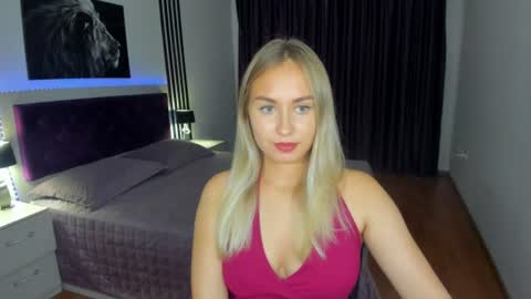Snapshot of margosugar chatting on 06.30.26 MargoSugar online show from 06.30.26
