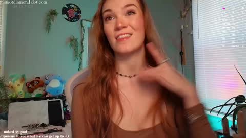 Snapshot of margotdiamond chatting on 09.15.25 online show from 09.15.25