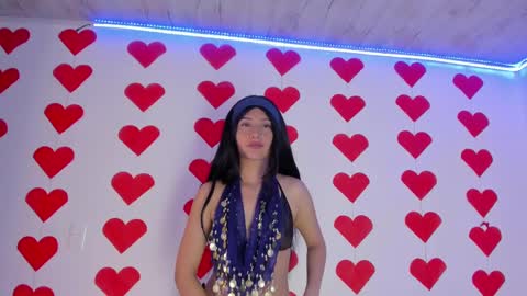 Snapshot of mari_mar69 chatting on 02.26.25 mari_mar69 online show from 02.26.25