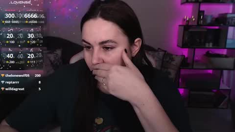 Snapshot of mari_moore7 chatting on 02.16.25 mari moore online show from 02.16.25