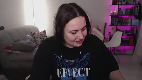 Snapshot of mari_moore7 chatting on 01.16.26 mari moore online show from 01.16.26