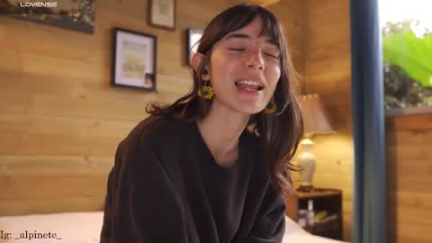 Snapshot of maria_alfonsina_ chatting on 12.15.25 Alfonsina online show from 12.15.25