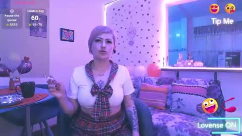 Maria fernanda online show from 02.28.26