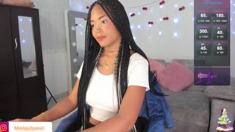 Snapshot of maria_julyana chatting on 12.27.24 V A N E S S A online show from 12.27.24