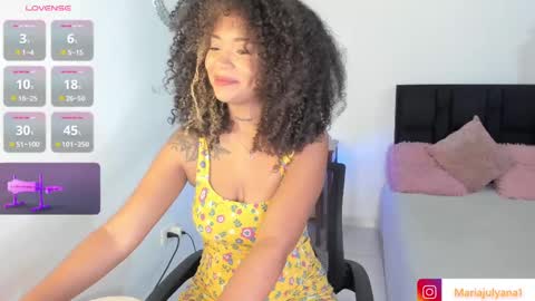 Snapshot of maria_julyana chatting on 03.09.25 V A N E S S A online show from 03.09.25
