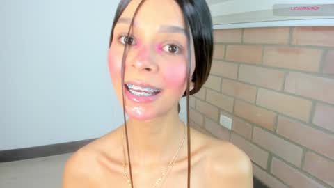 Snapshot of maria_sofii chatting on 12.23.24 S O F I A  model independent online show from 12.23.24