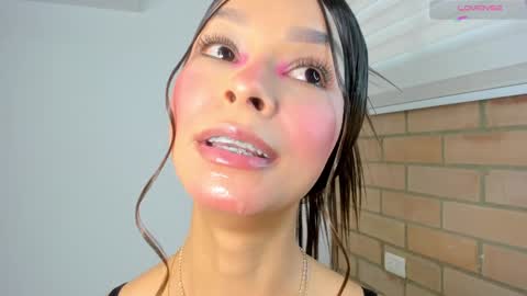 Snapshot of maria_sofii chatting on 01.02.25 S O F I A  model independent online show from 01.02.25