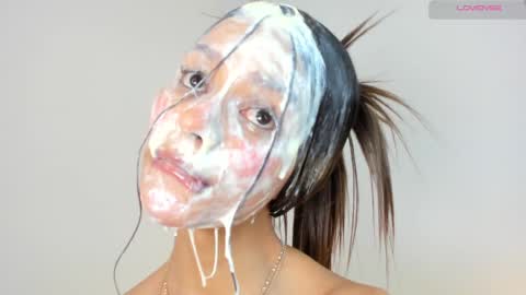 Snapshot of maria_sofii chatting on 01.14.25 S O F I A  model independent online show from 01.14.25