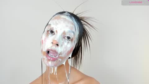 Snapshot of maria_sofii chatting on 01.27.25 S O F I A  model independent online show from 01.27.25