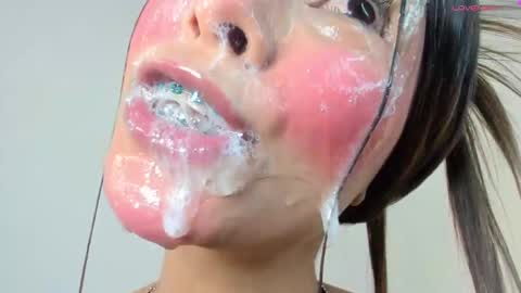 Snapshot of maria_sofii chatting on 02.18.25 S O F I A  model independent online show from 02.18.25