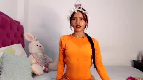 Giselle Mara  online show from 11.05.25