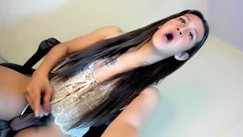 mariahah69 online show from 03.19.26