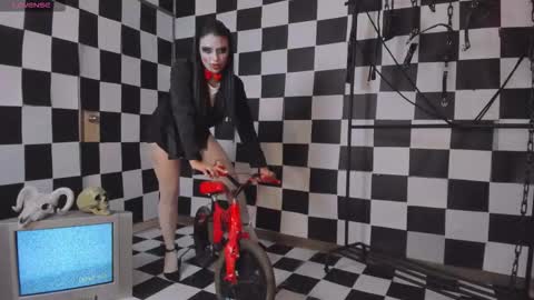 Snapshot of mariaherrera_ chatting on 10.24.25 MARIA HERRERA online show from 10.24.25