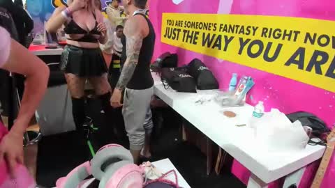 Pinkkitty online show from 01.19.25