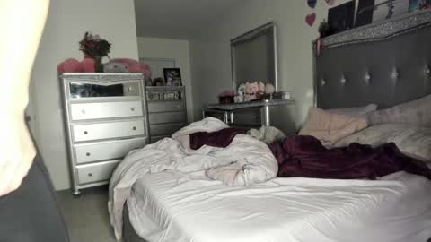 Pinkkitty online show from 02.18.25