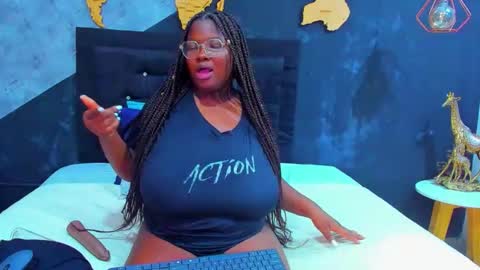 Snapshot of mariam__rossi chatting on 09.18.25  MARIAM online show from 09.18.25