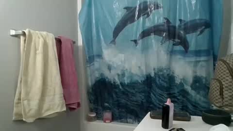 Snapshot of mariamaybe24 chatting on 01.14.25 Mariah online show from 01.14.25