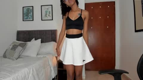 Mariana online show from 04.23.26