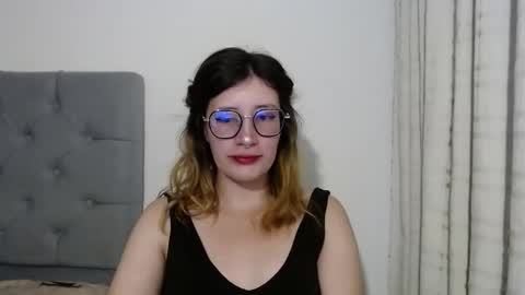 Snapshot of mariana124_ chatting on 12.27.24 Mariana online show from 12.27.24