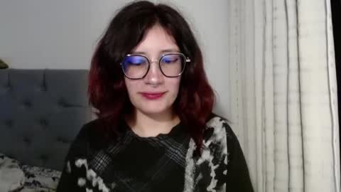 Snapshot of mariana124_ chatting on 01.02.25 Mariana online show from 01.02.25