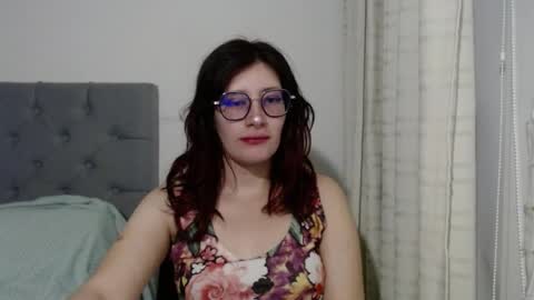 Snapshot of mariana124_ chatting on 01.22.25 Mariana online show from 01.22.25