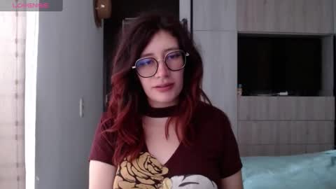 Snapshot of mariana124_ chatting on 02.22.25 Mariana online show from 02.22.25