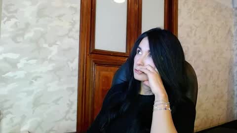 Mariana online show from 12.02.25