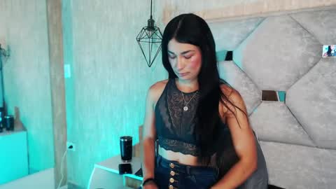 Mariana online show from 04.09.26