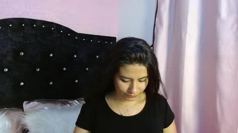 Mariana online show from 02.04.26