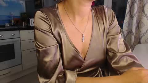 MarianaMur online show from 11.04.25