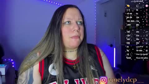 Snapshot of mariana_smittt chatting on 11.25.25 Independent Model online show from 11.25.25