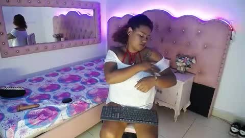 Snapshot of marianabrownn chatting on 02.18.26 Mariana online show from 02.18.26