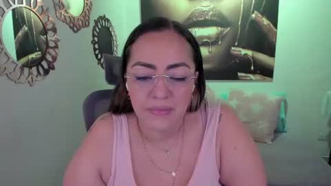 Snapshot of marianalopez81 chatting on 07.27.26 Mariana Lopez online show from 07.27.26