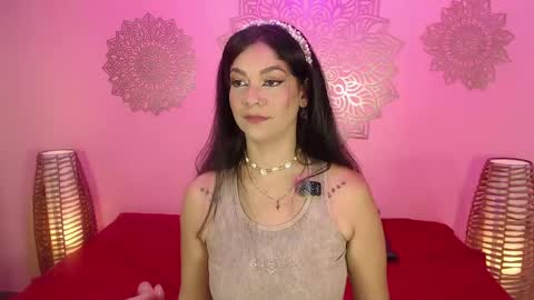 Snapshot of marianamontezz chatting on 05.09.26 online show from 05.09.26