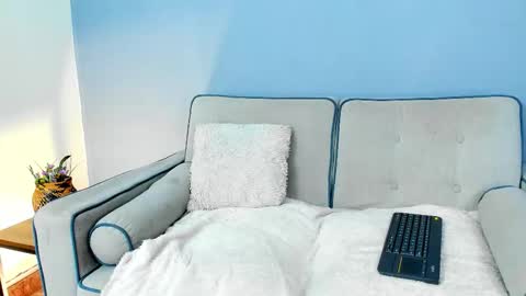 Mariana Vargas online show from 10.20.25