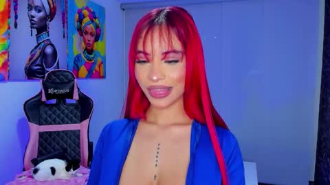 M A R I A N E online show from 12.21.25