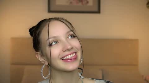 Rachel online show from 11.18.25