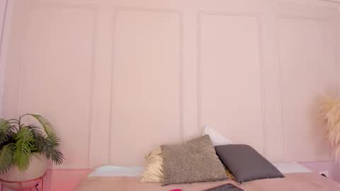 Maria Pettit online show from 03.14.26