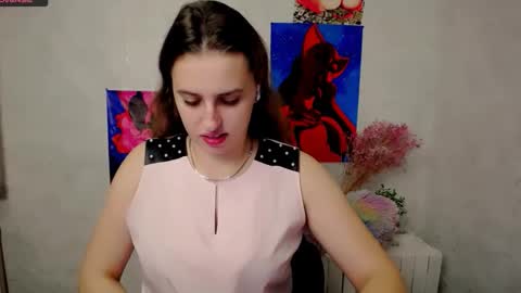 Snapshot of mariatess_ chatting on 10.22.25 Mariia online show from 10.22.25