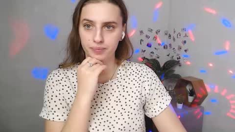 Snapshot of mariatess_ chatting on 11.06.25 Mariia online show from 11.06.25