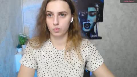 Snapshot of mariatess_ chatting on 11.20.25 Mariia online show from 11.20.25