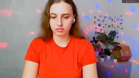Snapshot of mariatess_ chatting on 11.22.25 Mariia online show from 11.22.25