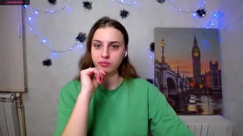 Snapshot of mariatess_ chatting on 01.11.26 Mariia online show from 01.11.26