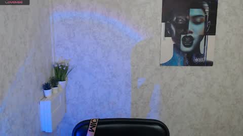 Snapshot of mariatess_ chatting on 05.01.26 Mariia online show from 05.01.26
