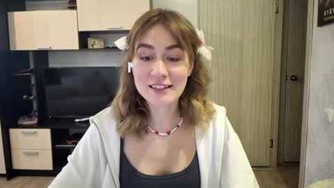 Elianor online show from 04.08.26