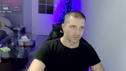 Snapshot of maribor5879 chatting on 12.21.25 maribor5879 online show from 12.21.25