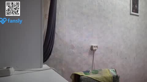 Snapshot of maridekoks chatting on 01.14.25 Mari online show from 01.14.25