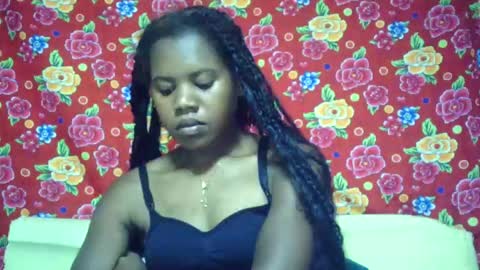 Snapshot of marie599194 chatting on 07.06.26 marie599194 online show from 07.06.26
