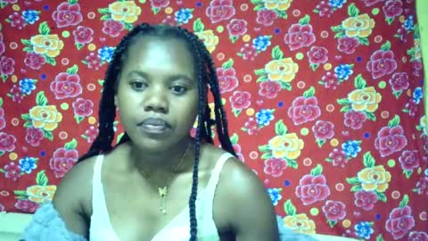 Snapshot of marie599194 chatting on 07.10.26 marie599194 online show from 07.10.26