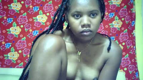 Snapshot of marie599194 chatting on 07.12.26 marie599194 online show from 07.12.26